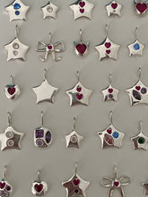 Load image into Gallery viewer, Shining silver star necklace
