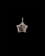 Load image into Gallery viewer, Bejewelled star necklace
