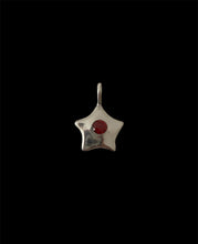 Load image into Gallery viewer, Garnet star necklace
