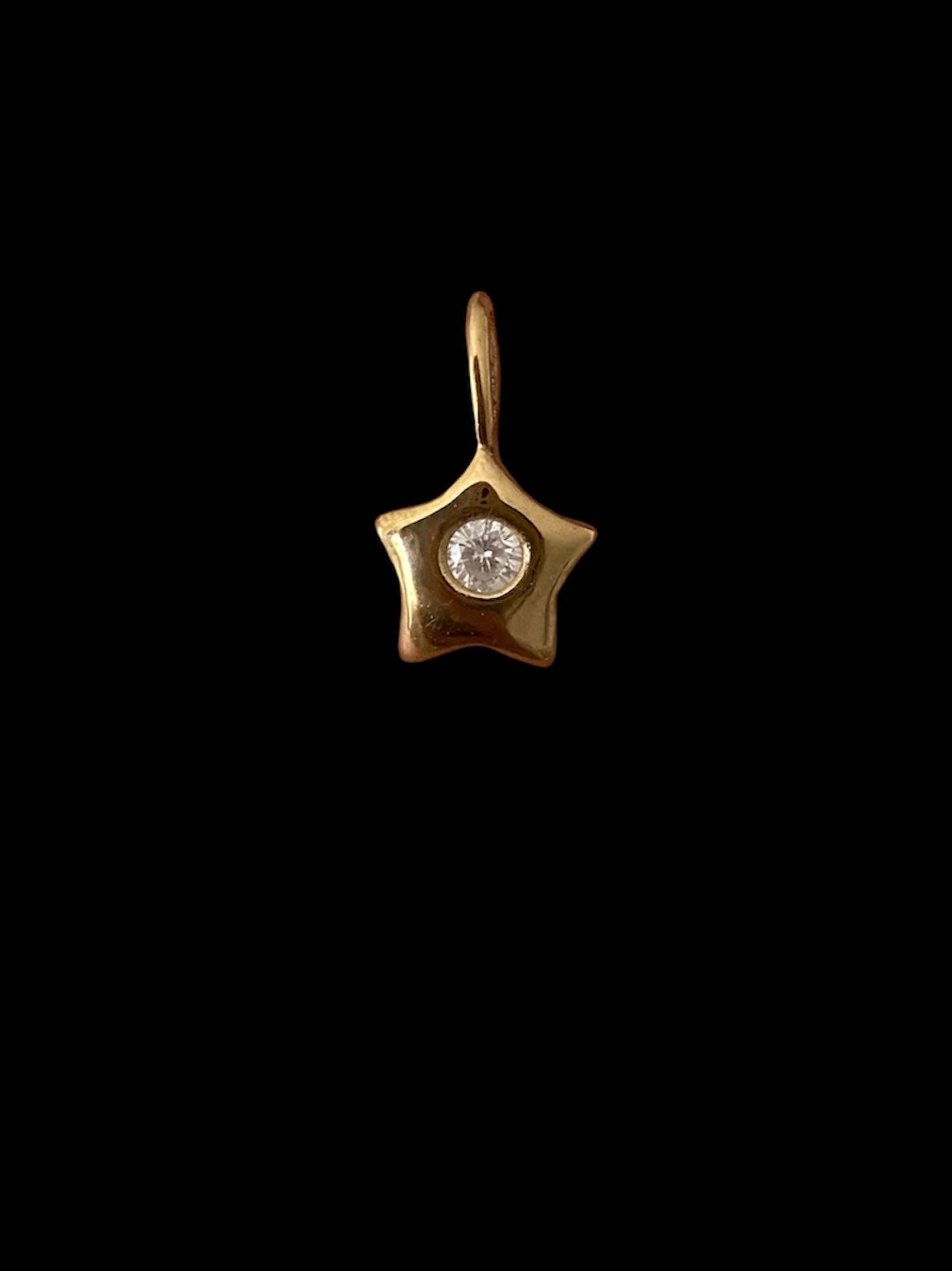 gold-plated dainty star pendant