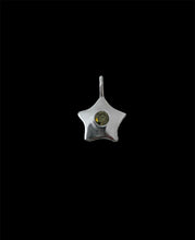 Load image into Gallery viewer, Peridot star necklace
