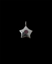 Load image into Gallery viewer, Baby pink star necklace
