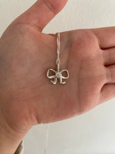 Load image into Gallery viewer, mini bow necklace
