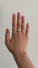 Load and play video in Gallery viewer, chubby star ring
